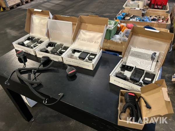 Komradio / walkie talkie Kirisun DP405 4 st