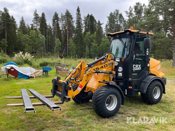 Hjullastare Caiserex CRX 1540 med flera redskap