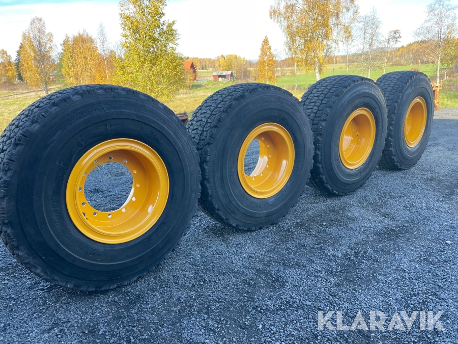 Entreprenaddäck Bridgestone V-Steel snow wedge