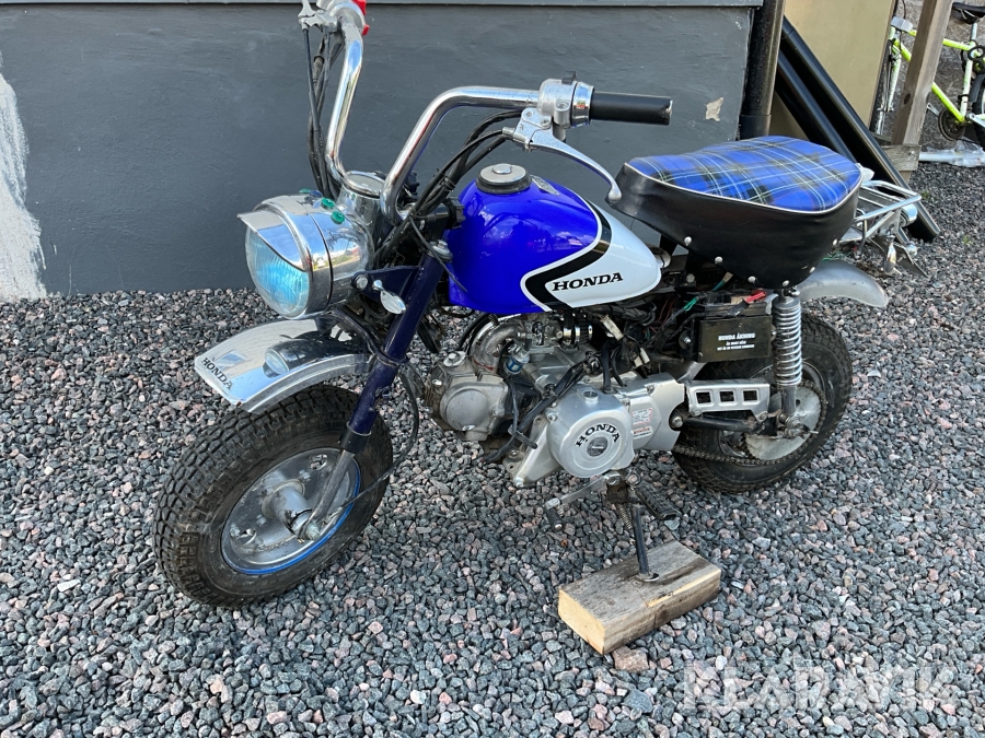 Monkey bike Liftan 218