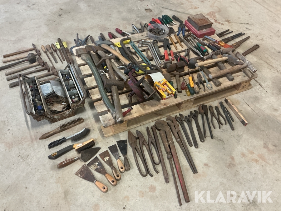 Parti med blandade verktyg 