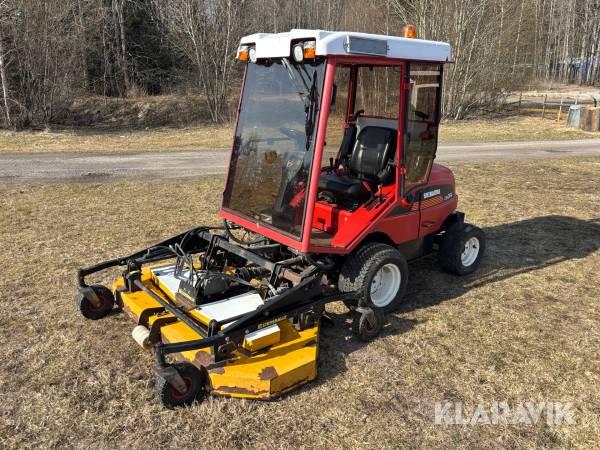 Åkgräsklippare Shibaura CM364 med hytt
