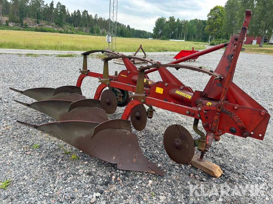 Plog 3-skärig Kverneland