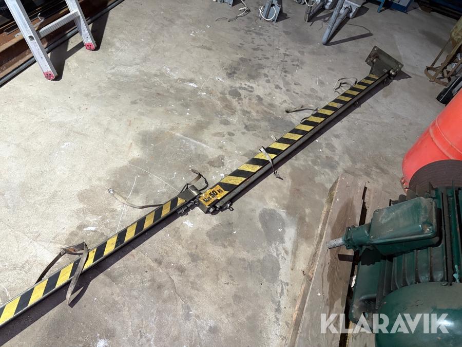 Svängbom Plymoth PPAB 7606-p