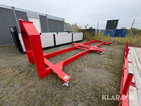 Containerrede med Lastväxlarram Sisu