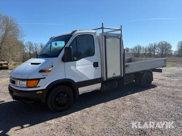 Lätt lastbil Iveco Daily 35C15