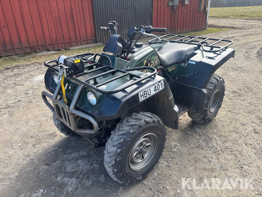 ATV Yamaha Grizzly 600 med snöblad