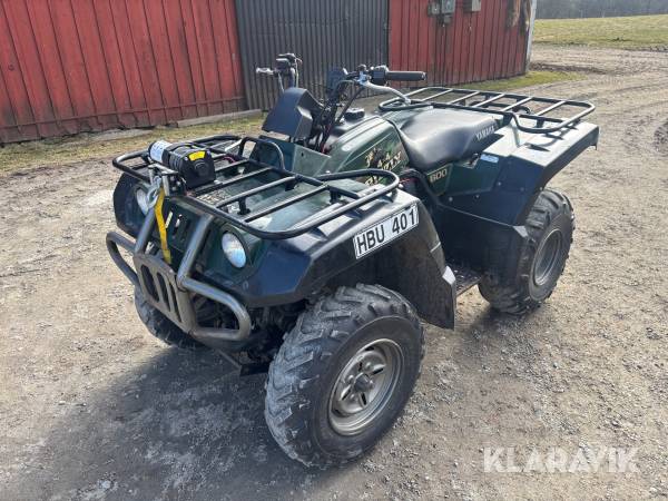 ATV Yamaha Grizzly 600 med snöblad
