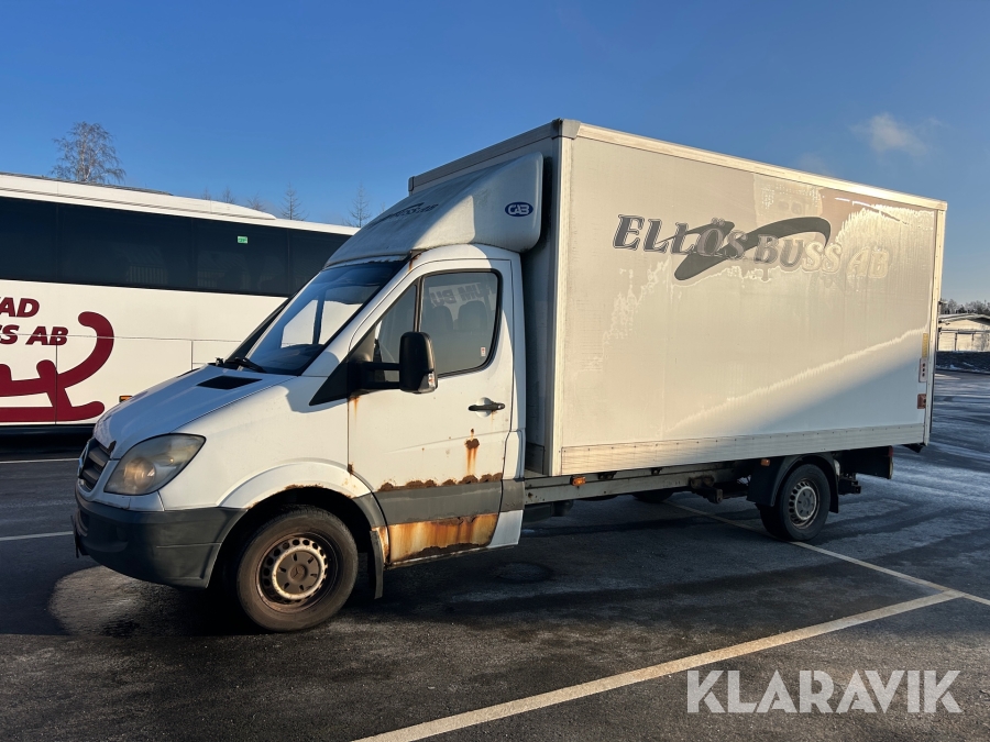 Skåpbil Mercedes-Benz Sprinter 318 CDI med bakgavellyft