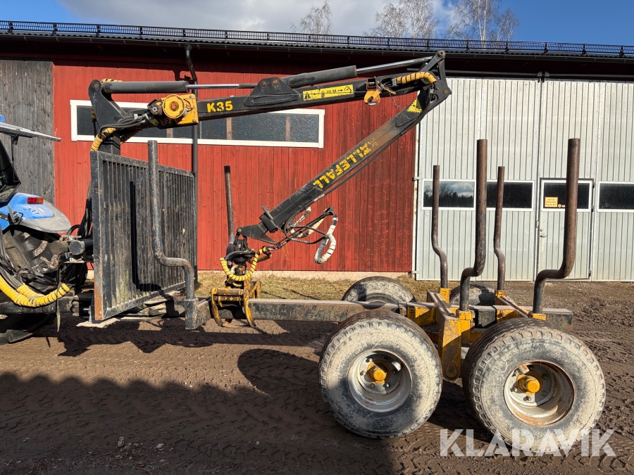 Skogsvagn Källefall K90S med K35 kran