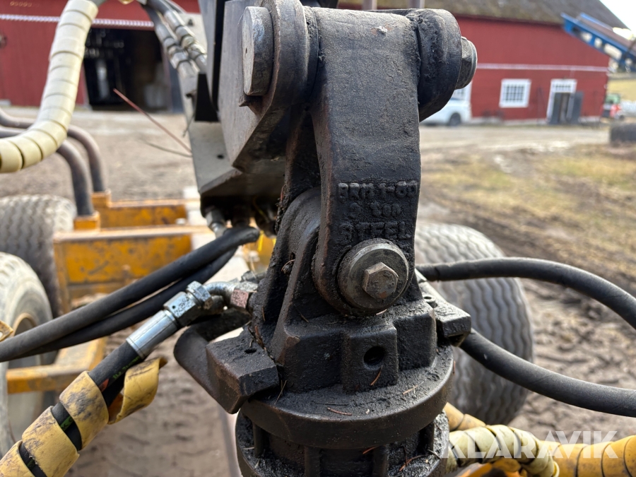 Skogsvagn Källefall K90S med K35 kran