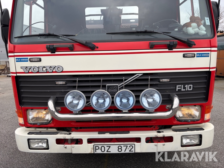 Brandbil/Tankbil Volvo FL10 6x2 318 hk med 9 m3 vattentank