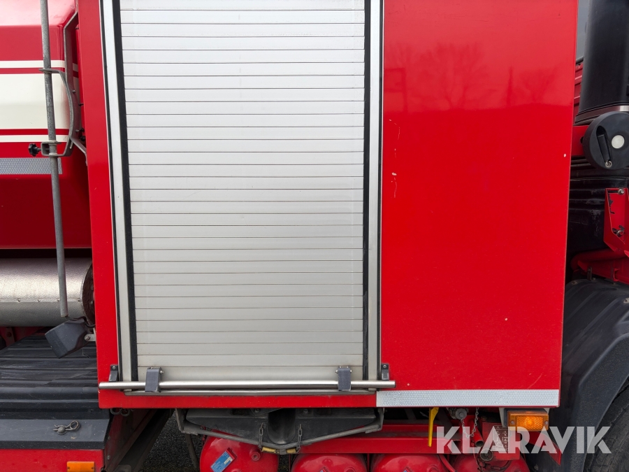 Brandbil/Tankbil Volvo FL10 6x2 318 hk med 9 m3 vattentank