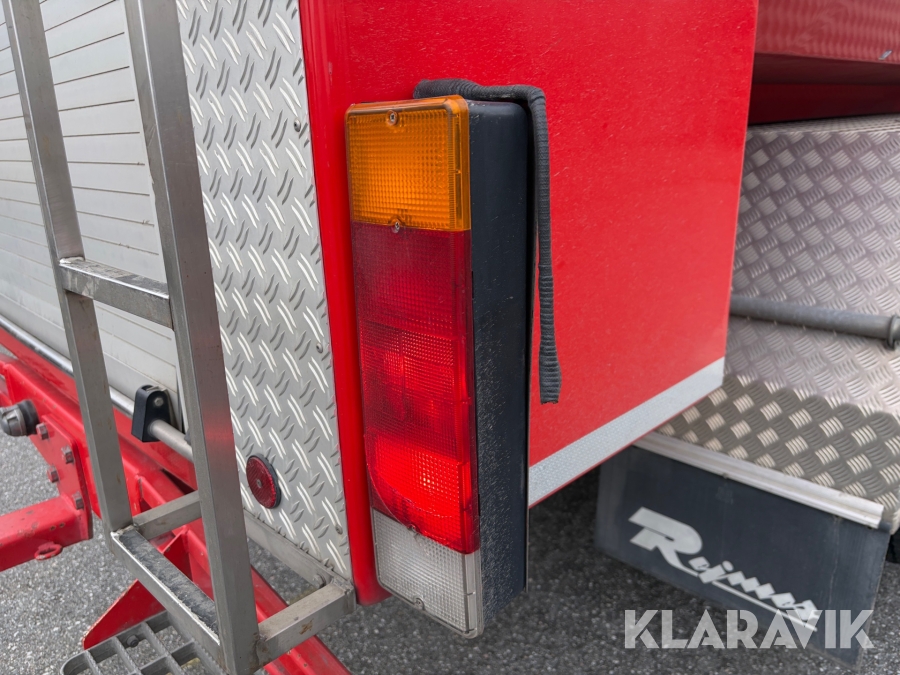 Brandbil/Tankbil Volvo FL10 6x2 318 hk med 9 m3 vattentank