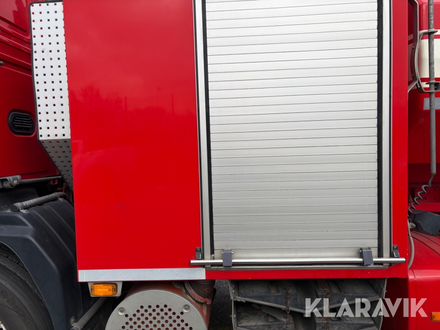 Brandbil/Tankbil Volvo FL10 6x2 318 hk med 9 m3 vattentank