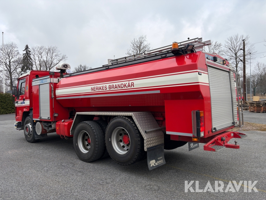 Brandbil/Tankbil Volvo FL10 6x2 318 hk med 9 m3 vattentank