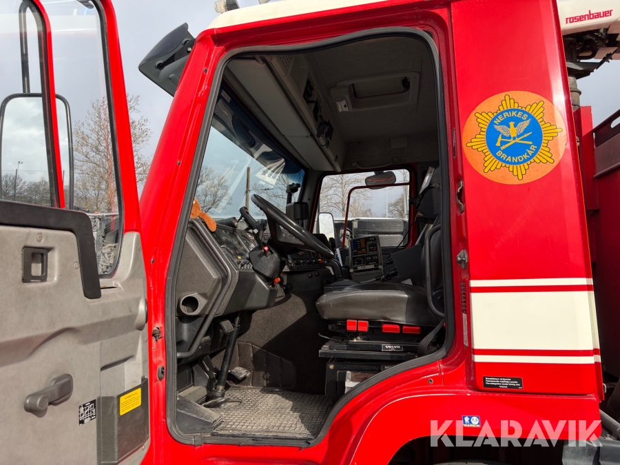 Brandbil/Tankbil Volvo FL10 6x2 318 hk med 9 m3 vattentank