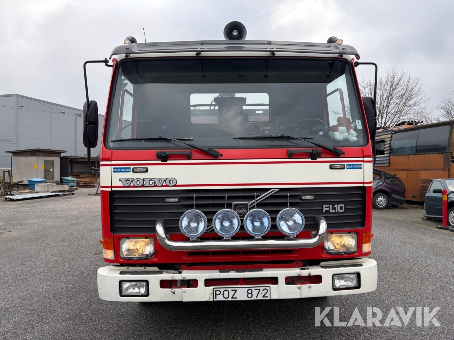 Brandbil/Tankbil Volvo FL10 6x2 318 hk med 9 m3 vattentank