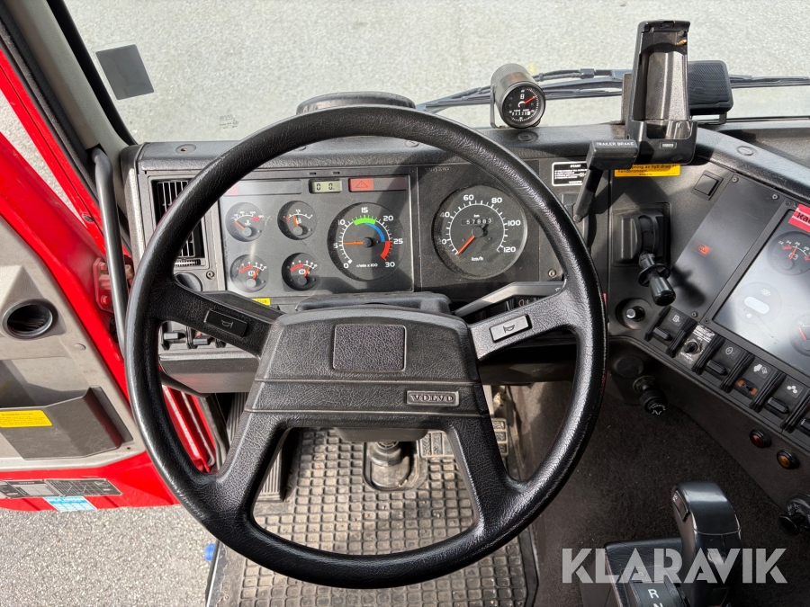 Brandbil/Tankbil Volvo FL10 6x2 318 hk med 9 m3 vattentank