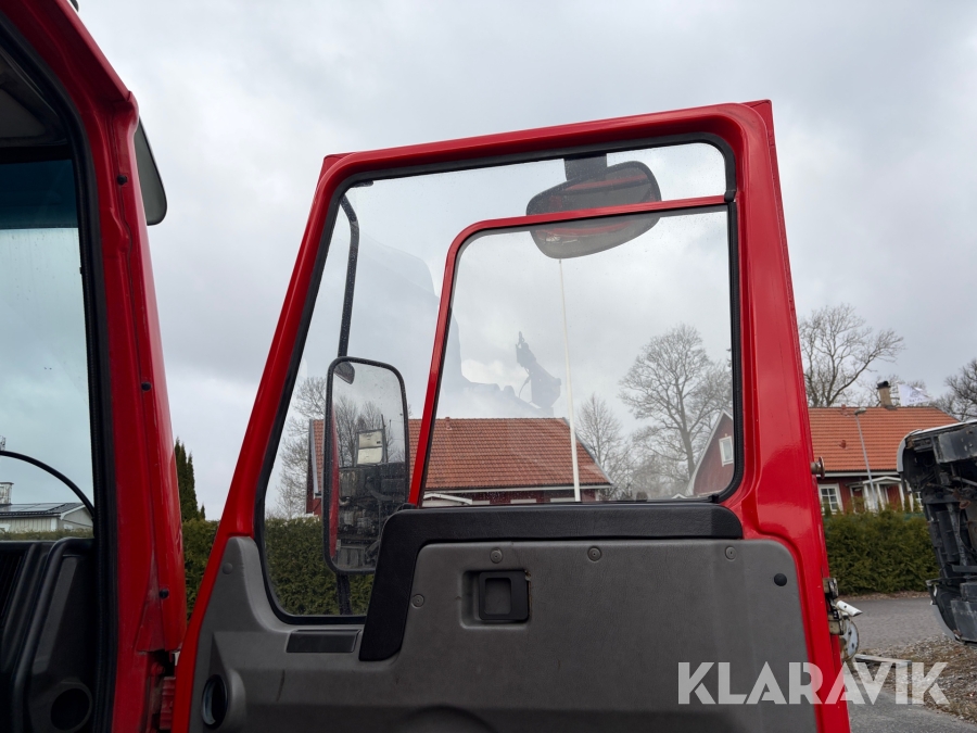 Brandbil/Tankbil Volvo FL10 6x2 318 hk med 9 m3 vattentank