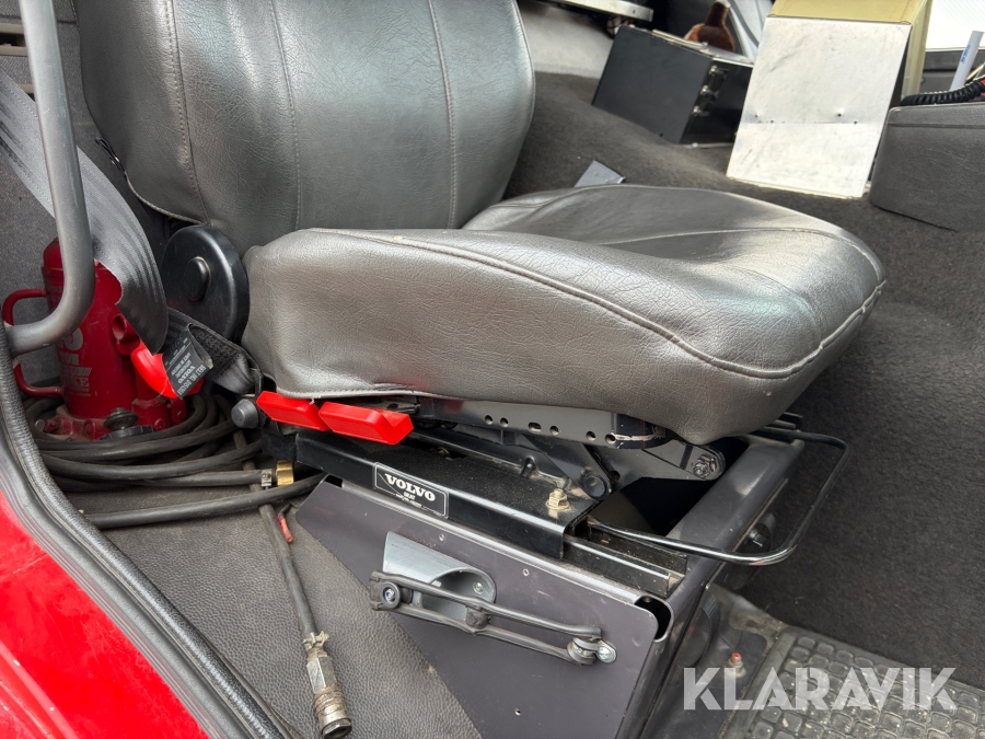 Brandbil/Tankbil Volvo FL10 6x2 318 hk med 9 m3 vattentank