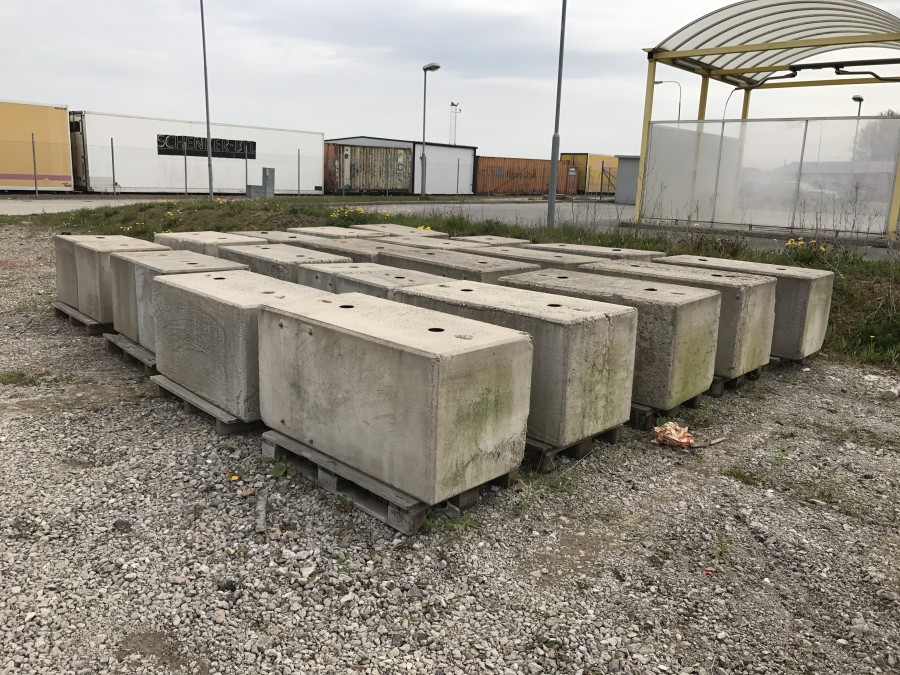 Staplingsbara betongblock