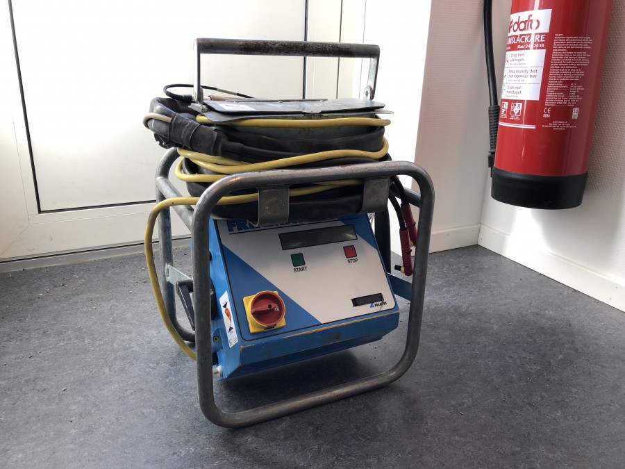 PE-svets för muffsvetsning av PE-tryckrör.