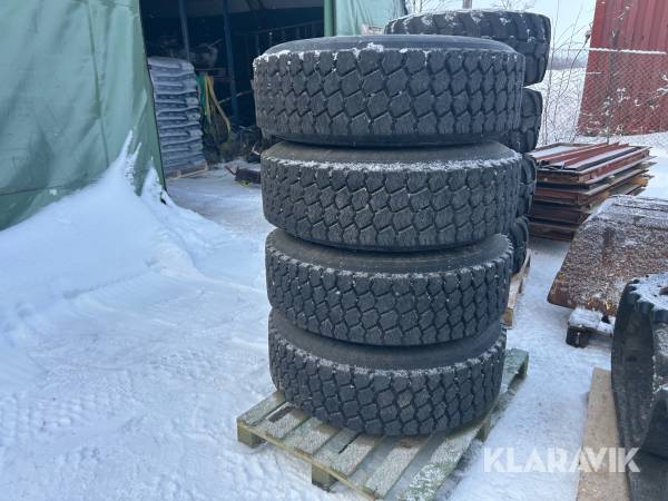 Entreprenaddäck Michelin 315/70R22.5 4st