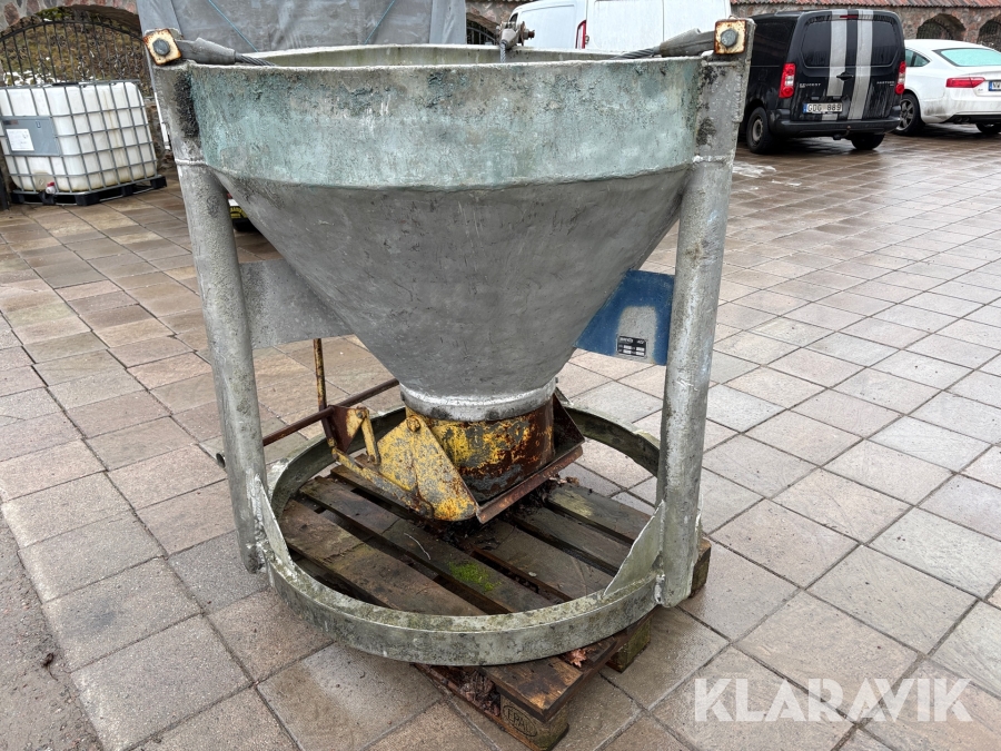 Betongbasker Morefly 205 700 l