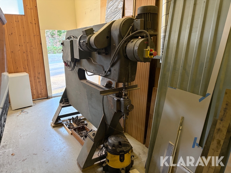 Plåtmaskin Nibbler Senior 700 N