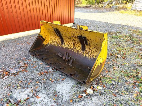 Skopa Volvo BM Stora BM