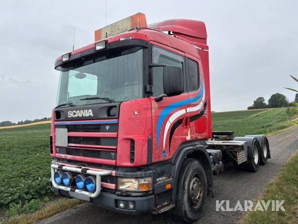 Dragbil Scania 460 tandem