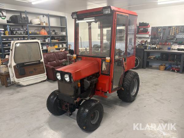 Traktor Gutbrod 2500