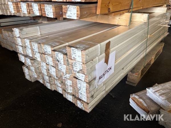 Golvlist vit 12x56mm x 2400mm