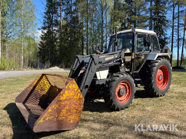 Traktor Case 1394