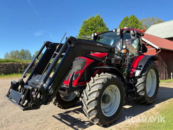 Traktor Valtra A114 Unlimited HiTech