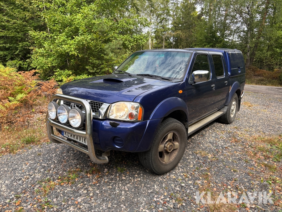 Pickup Nissan Navara 2.5D 4x4