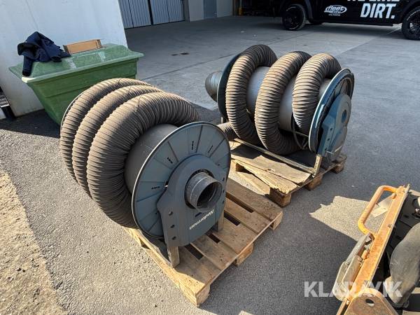 Utsugsslang på vinda Nederman 2st