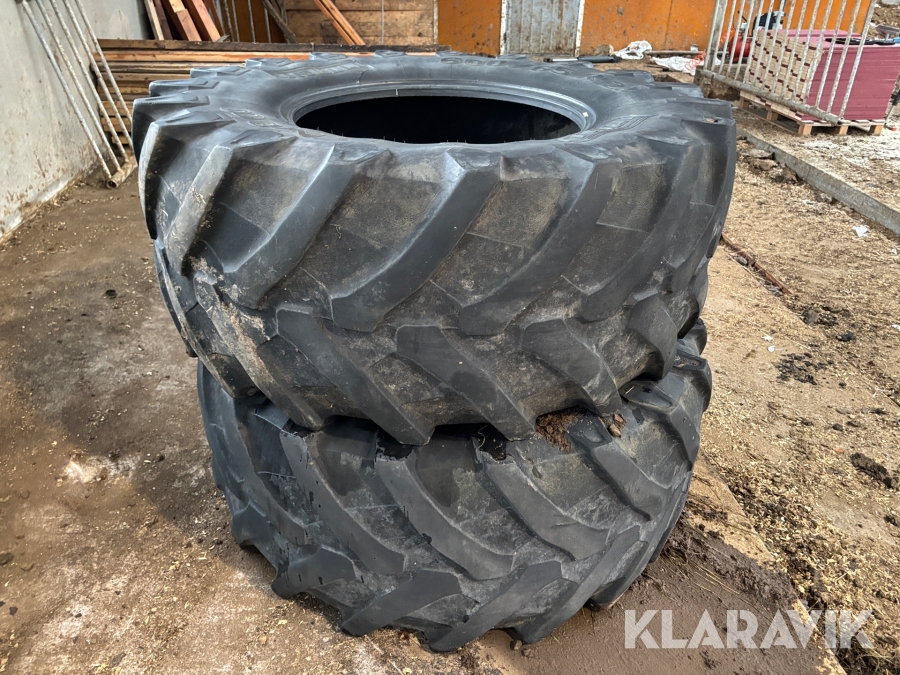 Lantbruksdäck Pirelli 600/65R28 2st
