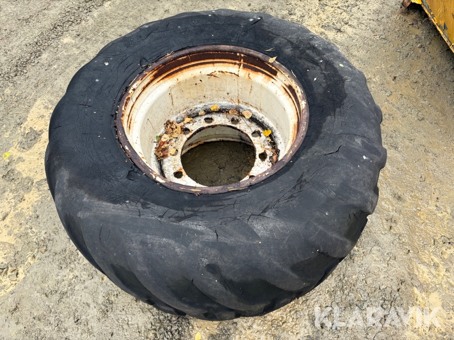 Reservhjul till skogsmaskin 600R22.5