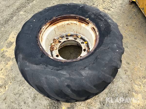 Reservhjul till skogsmaskin 600R22.5