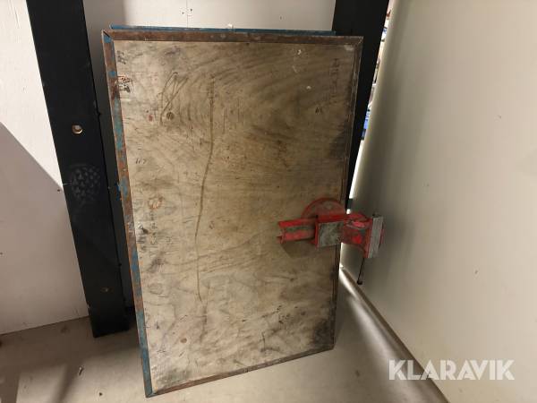 Arbetsbänk hopfällbar med skruvstäd