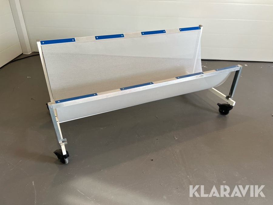 Mediakorg till skärbord