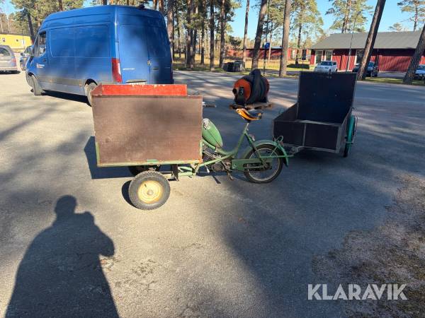 Flakmoped med vagn