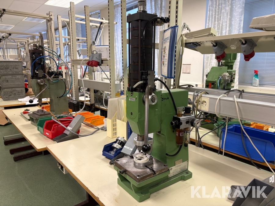 Pneumatisk press Burger Söhne PKN04