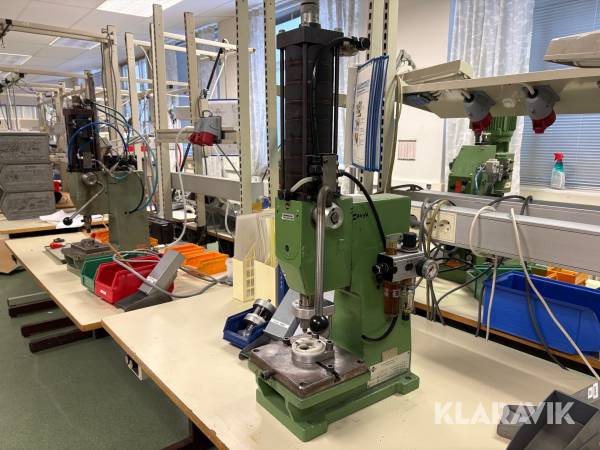 Pneumatisk press Burger Söhne PKN04