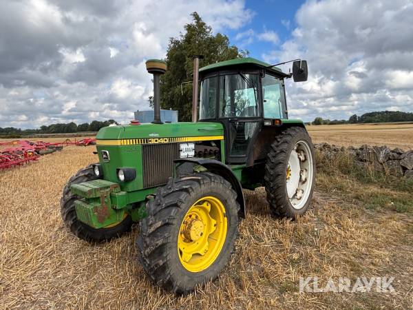 Traktor John Deere 3040