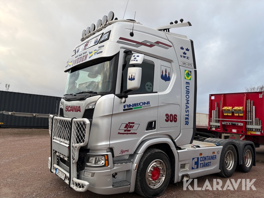 Lastbil Scania 660R fullutrustad med v8 paket