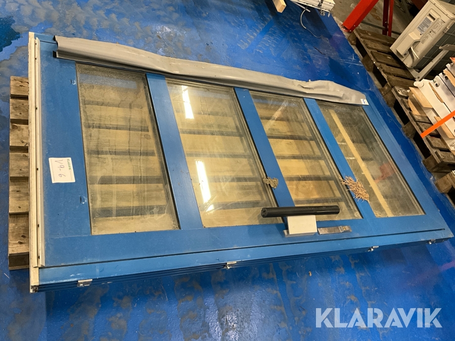 Entrédörr i Lättmetall