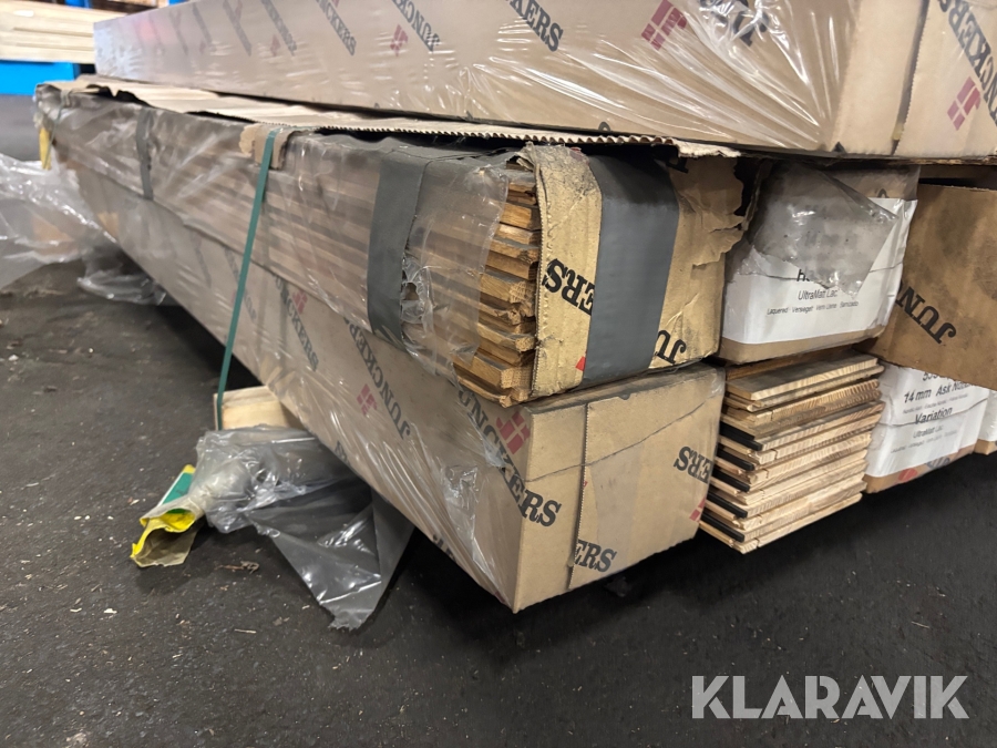 Golv Junckers Ek Harmony 14x129x1830mm 5,67kvm